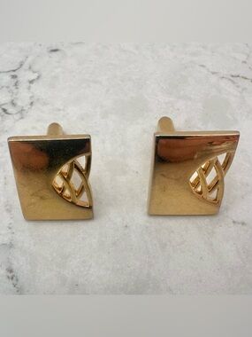 Vintage Swank Gold Tone Rectangular Arch Design Cufflinks